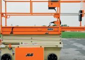Аренда ножничного подъемника JLG 6RS в Москве