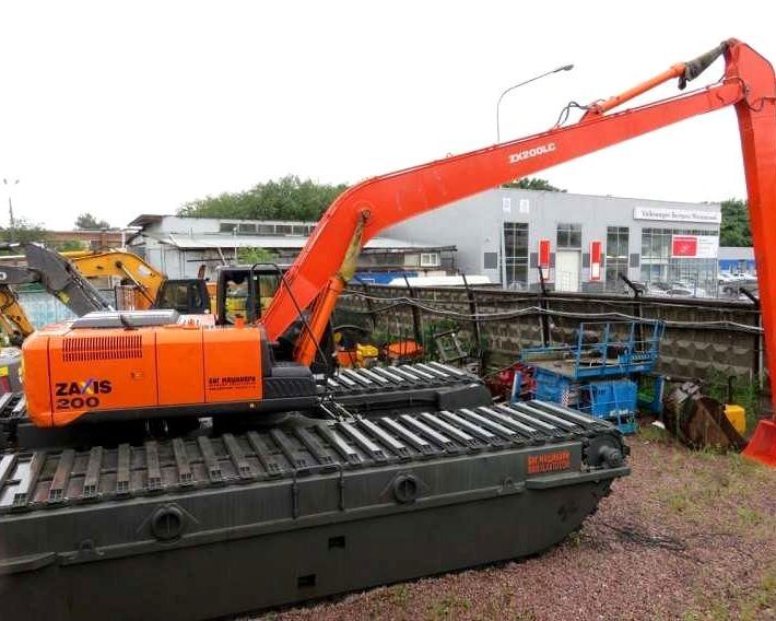 Аренда плавающего экскаватора Hitachi ZX200 RIVER