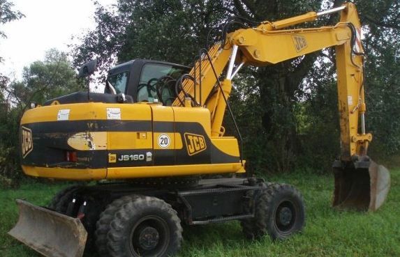 Аренда колесного экскаватора JCB JS 160W в Москве