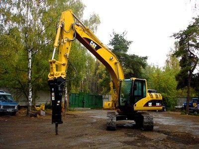 Аренда гусеничного экскаватора с гидромолотом 20 т