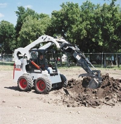 Аренда мини погрузчика Bobcat S175 (S530) в Москве