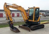 Аренда мини экскаватора Hyundai R35Z 78 в Москве