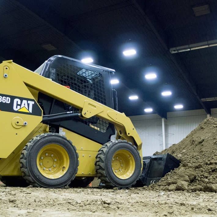 Аренда экскаватора-погрузчика JCB 4CX в Москве