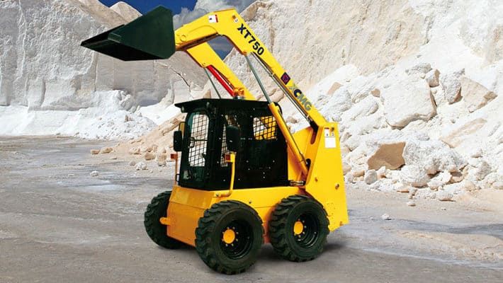 Аренда мини-погрузчика Bobcat S150 в Москве